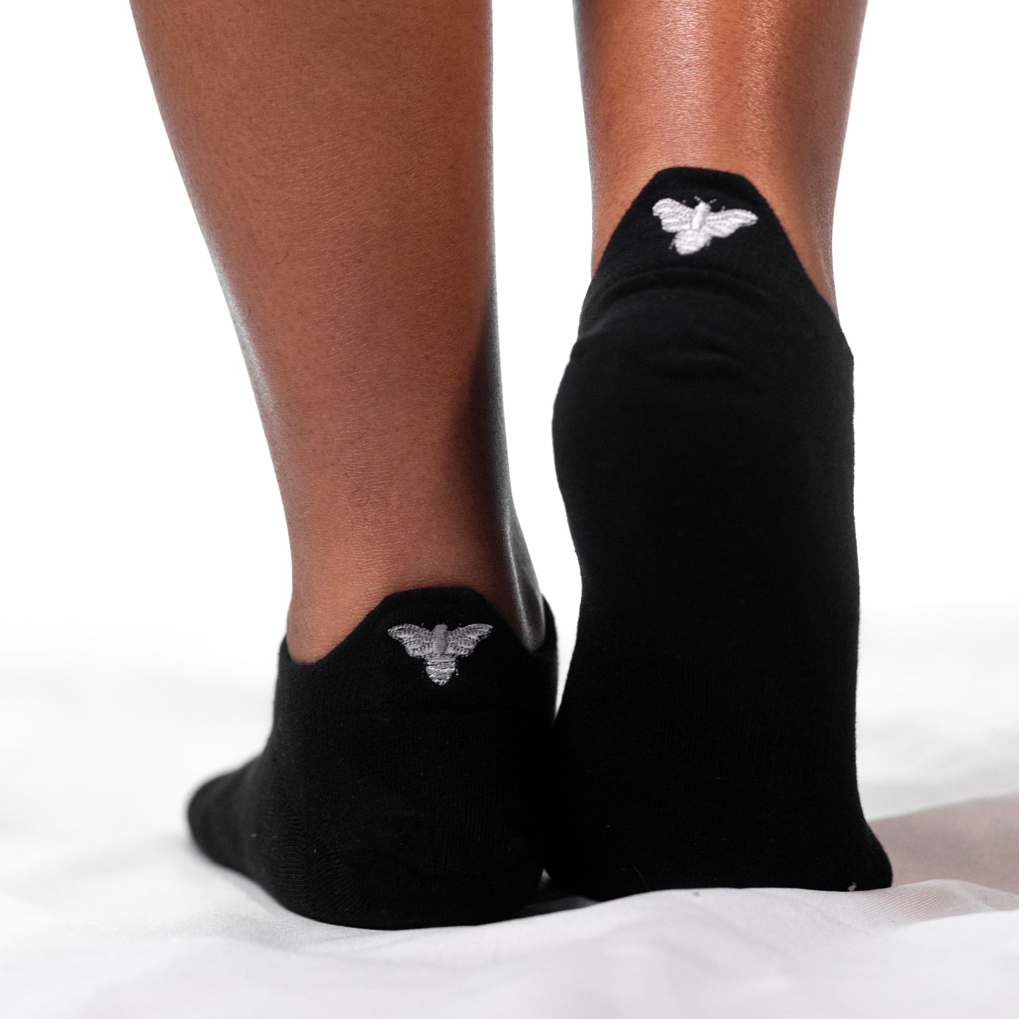 Combo Preto e Branco Bordadas- 15 pares