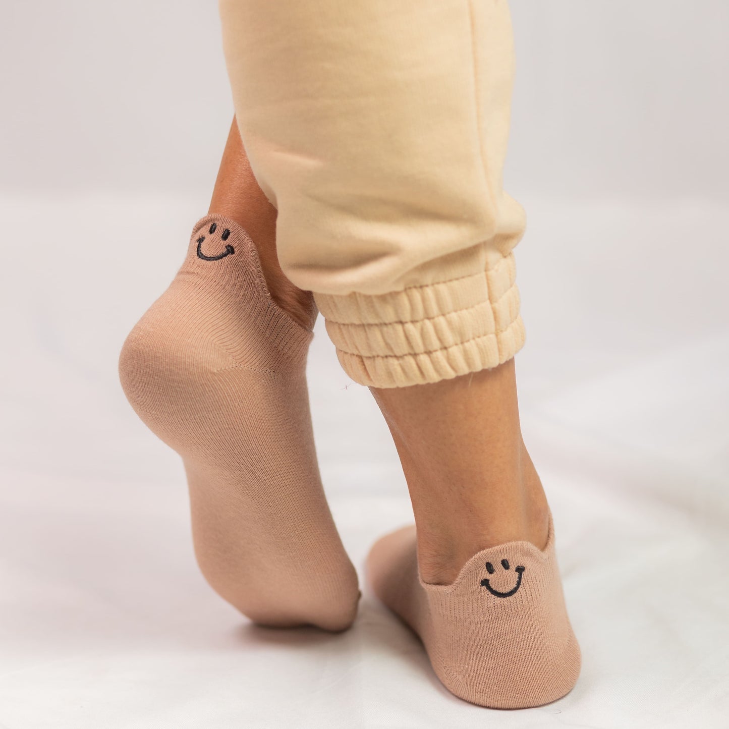 Meias Sorrisos Coloridas Bordadas - 15 pares