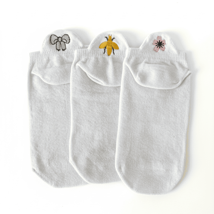 Meias Casual Branca Bordadas - 3 pares